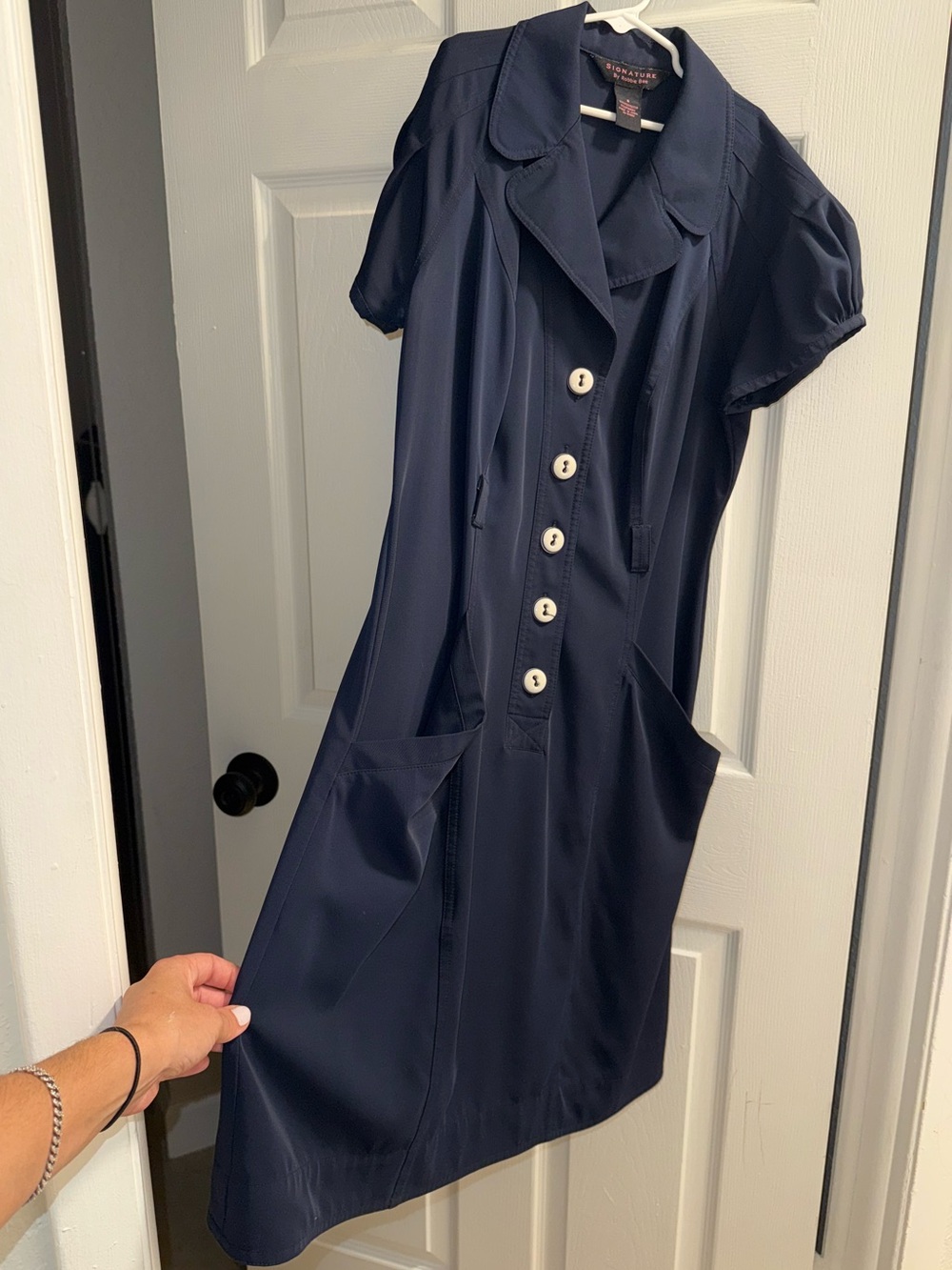 Robbie Bee Navy puff Short Sleeve Button-Front A-Line Dress